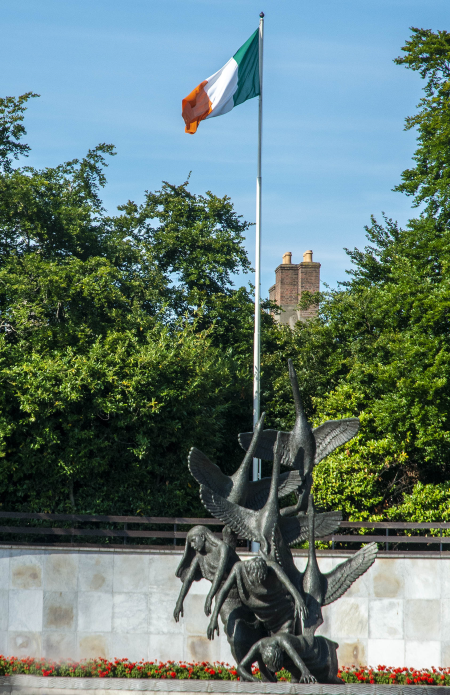 IRL5292 The Garden of Remembrance, Dublin